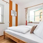 Haus Garten An Der Sonne نيدرمسيل