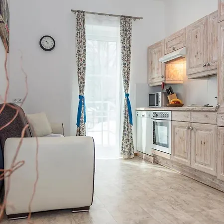 Haus Garten An Der Sonne *