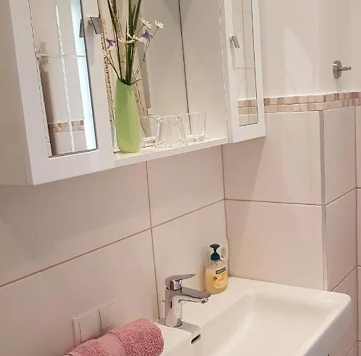 Haus Garten An Der Sonne *