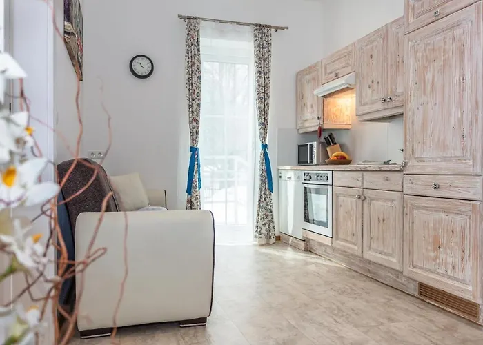 Haus Garten An Der Sonne *