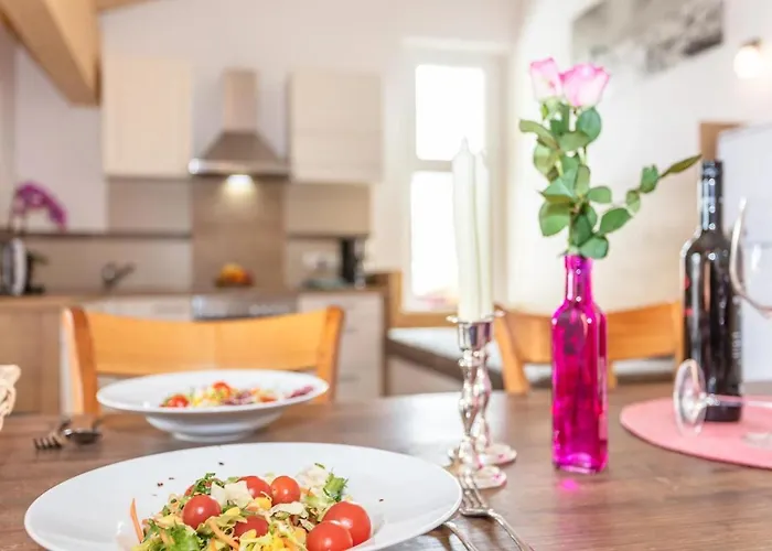 Haus Garten An Der Sonne *