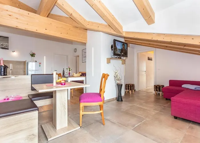 Haus Garten An Der Sonne 니에데른실