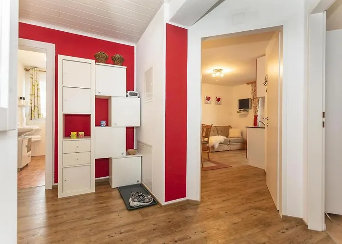 Haus Garten An Der Sonne