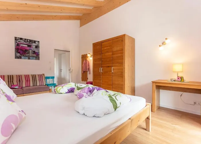 Haus Garten An Der Sonne 니에데른실